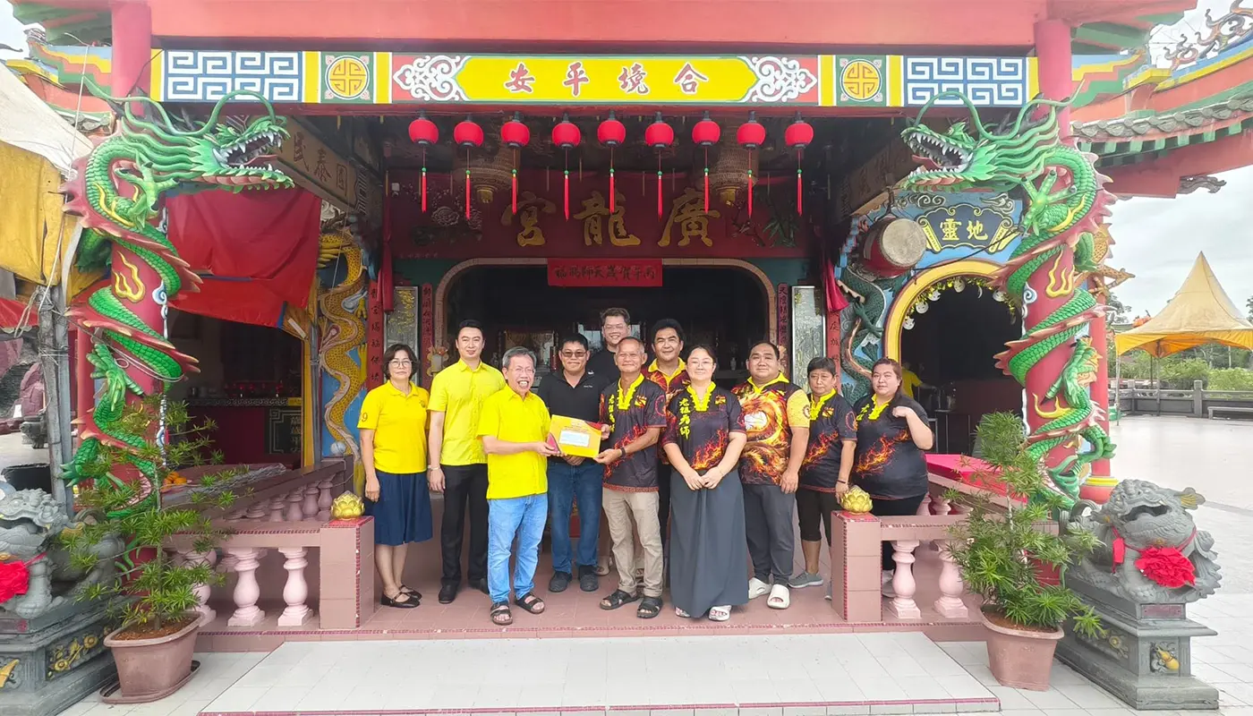 Sarawak Grants Support Batu Kawa Temples and Community 1 Sarawak, Sarawak News, Batu Kawa, Batu Kawa News, Religious Grants, Community Development, Cultural Heritage