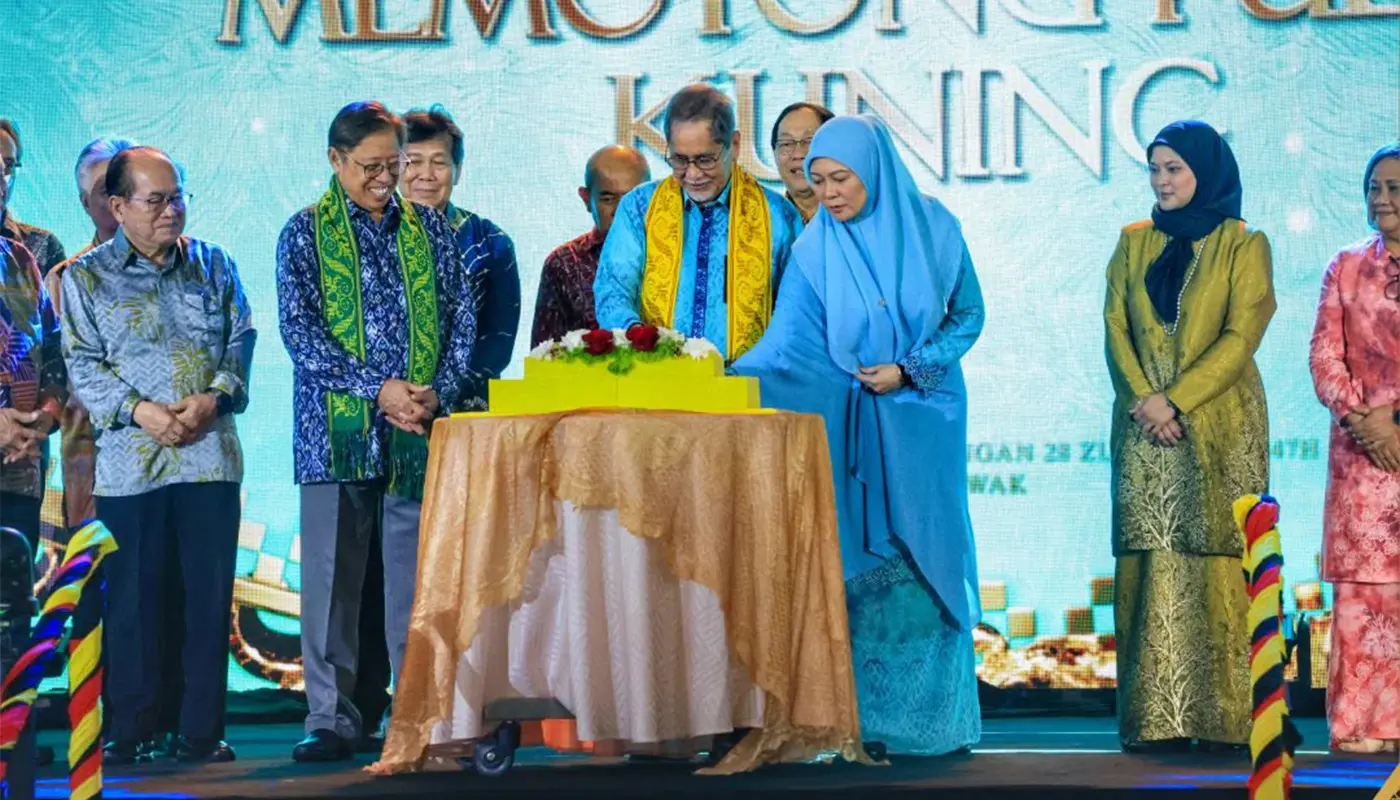 Sarawak Leaders Join Betong Ceremonies Honouring Agong’s Birthday 1 Sarawak, Sarawak News, Betong, Betong News, Royal Celebration, Sarawak Governor, Agong Birthday, Community Unity