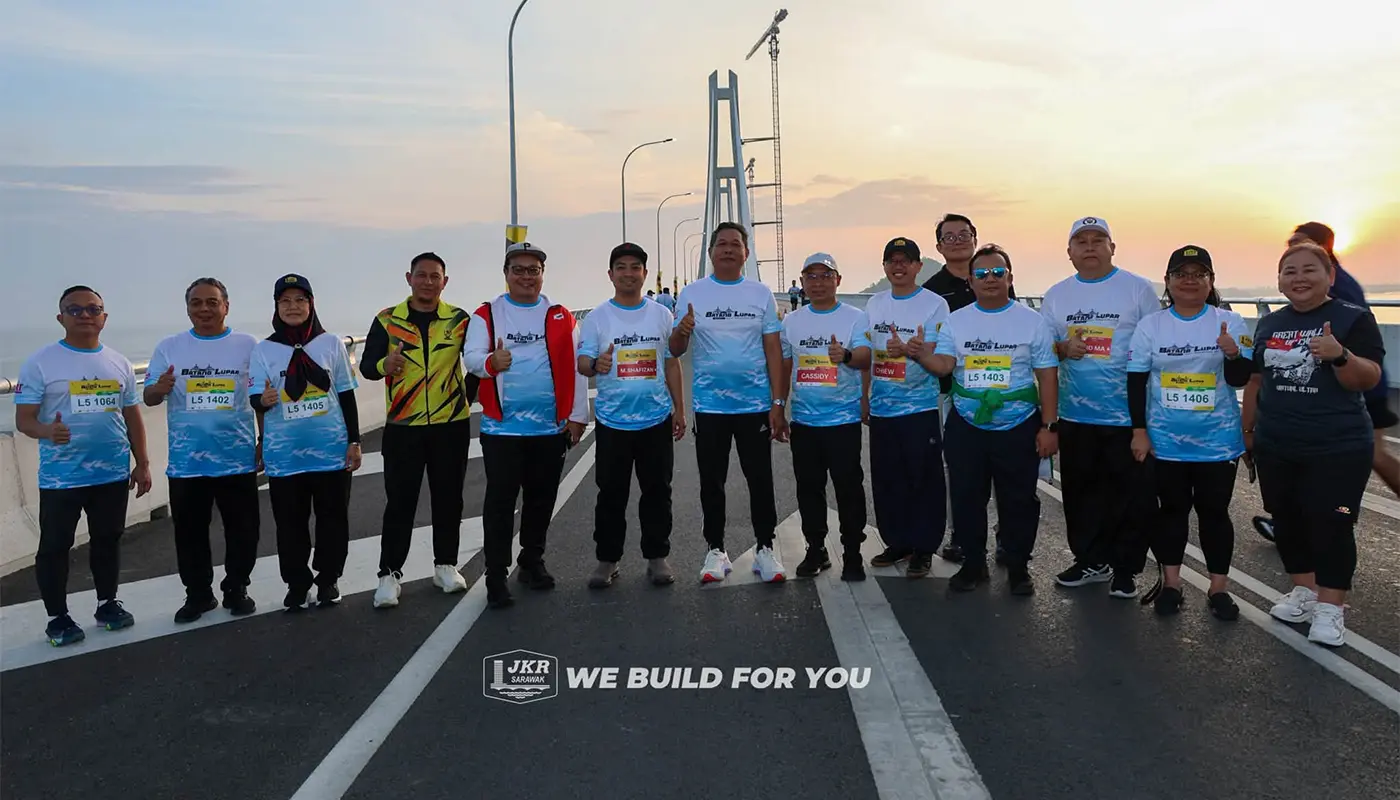 Batang Lupar Bridge Half Marathon Attracts 3,000 Runners 1 Sarawak, Sarawak News, Sebuyau, Sebuyau News, Sports Tourism, Half Marathon, Public Works, Infrastructure Development