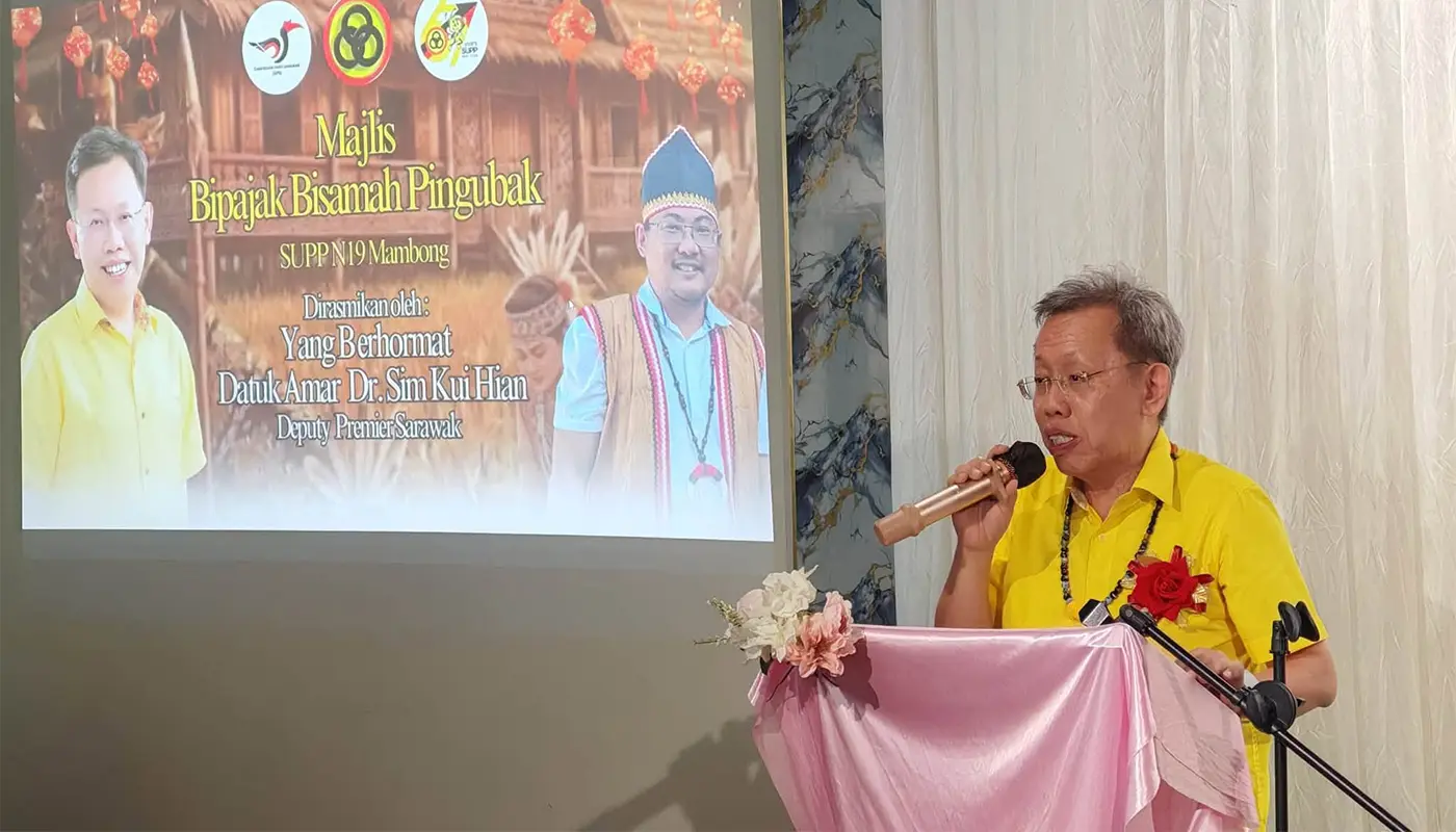 Batu Kawa STPM Excellence Awards Honour Outstanding Students 1 Sarawak, Sarawak News, Batu Kawa, Batu Kawa News, STPM Awards, Education, Academic Excellence, Scholarships, Yayasan Sarawak