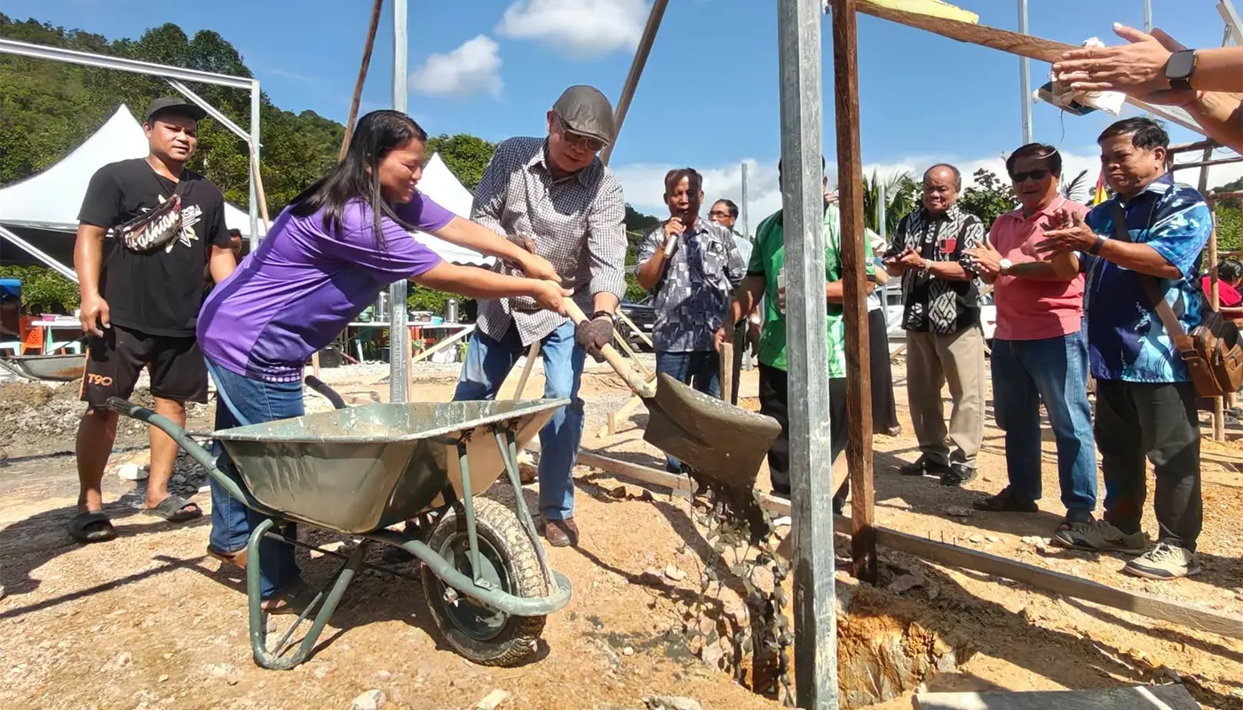 Krian Assemblyman Attends Longhouse Blessing And Principal Appointment 1 Sarawak, Sarawak News, Krian, Krian News, Longhouse, Community Event, Education, Cultural Ceremony