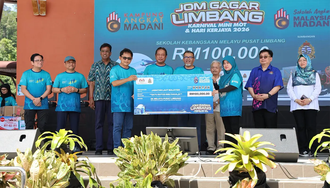 MADANI Village and School Programmes Strengthen Limbang Communities 1 Sarawak, Sarawak News, Limbang, Limbang News, MADANI Malaysia, Community Development, Education, Ministry of Transport, Sarawak Energy, Bintulu Port Authority, Malaysian Marine Department
