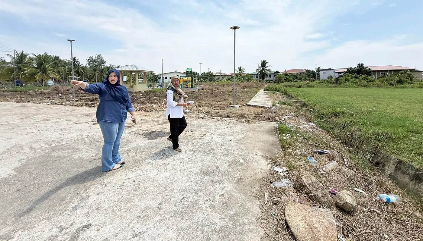 Maludam Football Field Upgrade Progresses Under Rural Transformation 1 Sarawak, Sarawak News, Maludam, Maludam News, Rural Development, Sports Infrastructure, Community Facilities, Youth Engagement