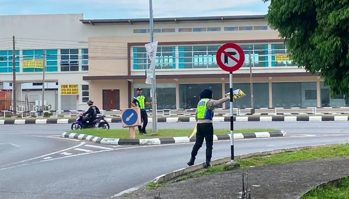 Miri Council Removes 7,500 Illegal Ads Targeting Loan Sharks 1 Sarawak, Sarawak News, Miri, Miri News, Enforcement, Unlicensed Moneylenders, Public Safety, Urban Management, MCMC