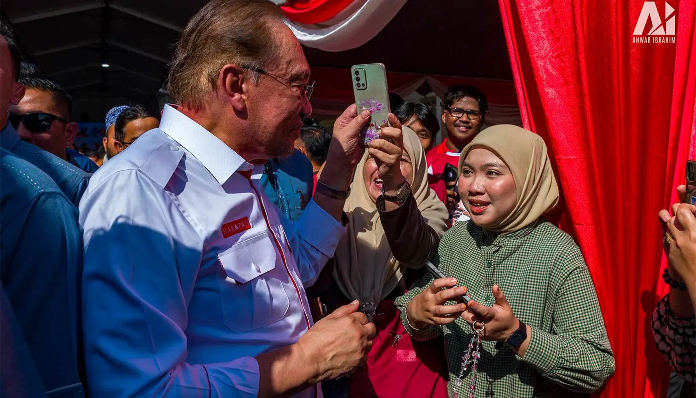 PM Anwar Highlights Education and Integrity in Johor Visit 1 Sarawak, Sarawak News, Johor, Johor News, Prime Minister Anwar Ibrahim, Education, Governance, MADANI Government, JS-SEZ