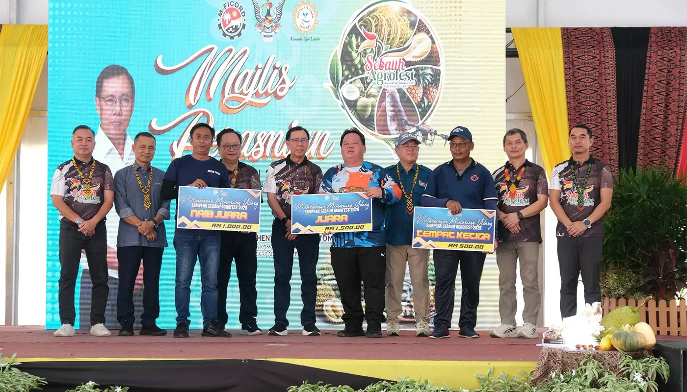 Prawn Fishing Contest Adds Excitement to Sebauh Agrofest 2026 1 Sarawak, Sarawak News, Sebauh, Sebauh News, Bintulu, Bintulu News, Agrofest, Fisheries, Community, Recreation, Agriculture