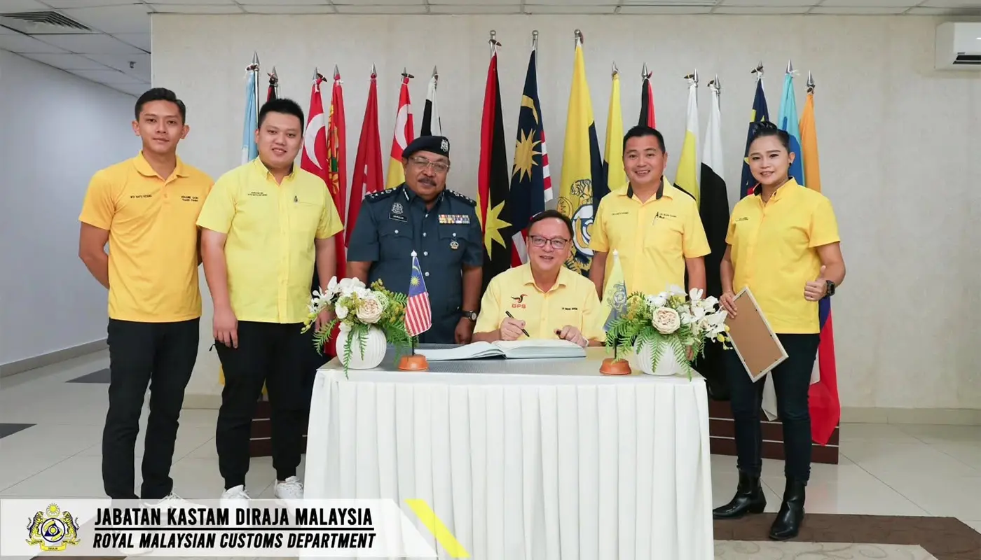 Sarawak Customs Director Welcomes Courtesy Visit from Lo Khere Chiang 1 Sarawak, Sarawak News, Kuching, Kuching News, Customs, Government Relations, Lo Khere Chiang, Norizan Yahya, Sarawak Development