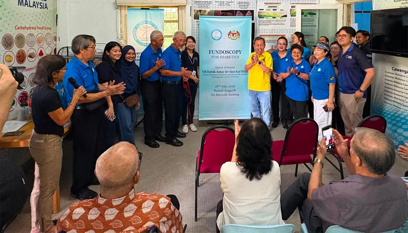 Sarawak Deputy Premier Praises Diabetic Eye Screening Initiative 1 Sarawak, Sarawak News, Kuching, Kuching News, Diabetes Awareness, Sarawak General Hospital, Dr Sim Kui Hian, Public Health, Ophthalmology, Community Service