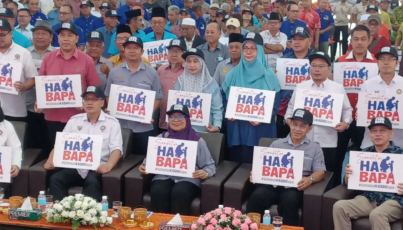 Sarawak, Sarawak News, Debak, Debak News, Family Values, LPPKN, KPWKM, Rohani Abdul Karim, Community Wellbeing, Father's Day