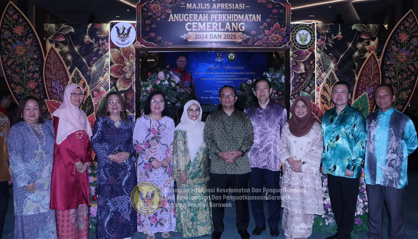 Sarawak, Sarawak News, Kuching, Kuching News, Civil Service, Public Administration, Mohamad Abu Bakar Marzuki, Government Awards, UKPS