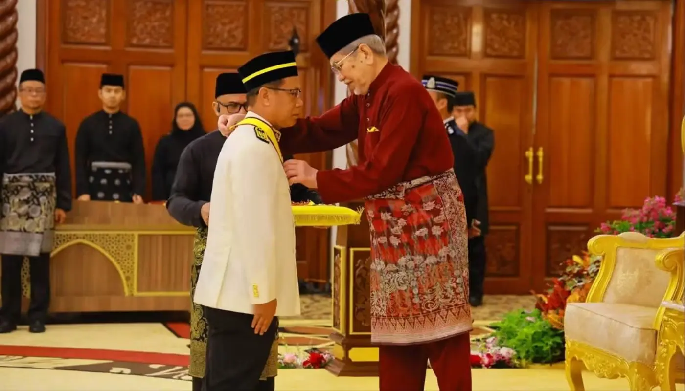 Sarawak, Sarawak News, Kuching, Kuching News, Sarawak Governor, State Awards, Sarawak Ceremony, Public Service, Sarawak Recognition