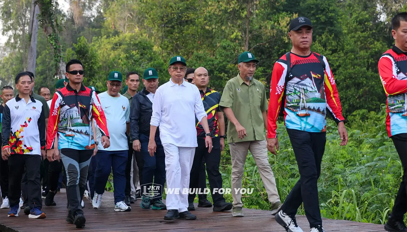 Sarawak Premier Leads Brisk Walk at Bukit Lima Nature Reserve 1 Sarawak, Sarawak News, Sibu, Sibu News, Bukit Lima Nature Reserve, Sarawakku Sayang, Environmental Conservation, Sustainable Development