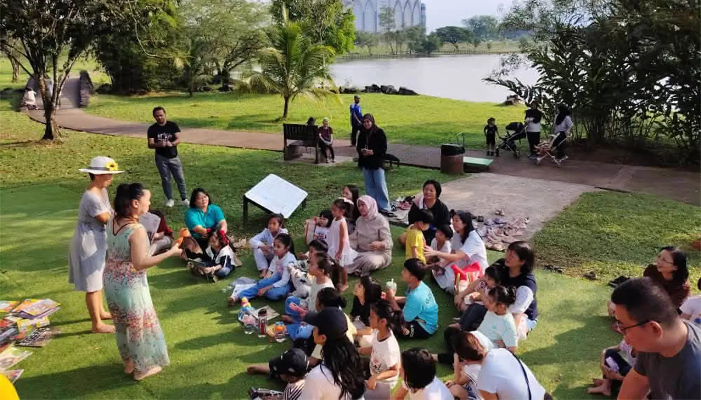 State Library Hosts Creative Saturday Activities For Families 1 Sarawak, Sarawak News, Kuching, Kuching News, Pustaka Negeri Sarawak, Family Bonding, Children Activities, Reading Culture, Creativity, Community Engagement