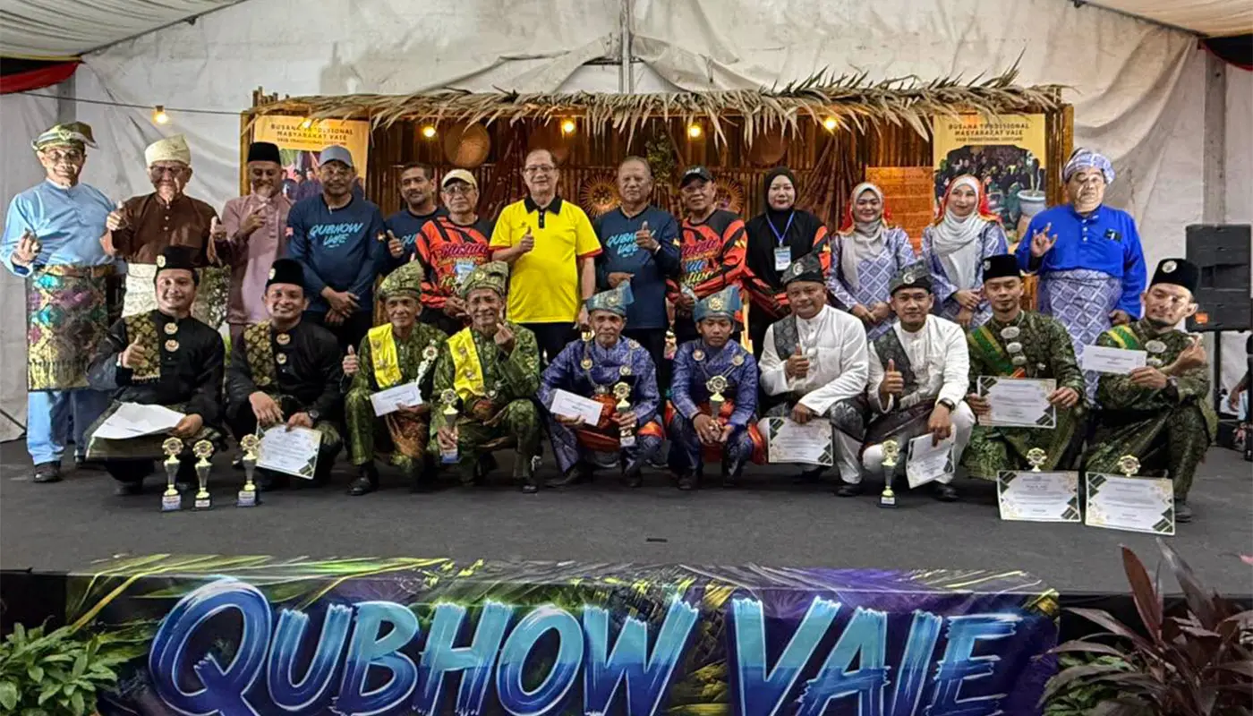 Tanjong Batu Rep Honours Bermukun BIKF 2026 Winners 1 Sarawak, Sarawak News, Bintulu, Bintulu News, BIKF 2026, Bermukun Competition, Qubhow Vaie, Johnny Pang, Cultural Heritage, Traditional Arts
