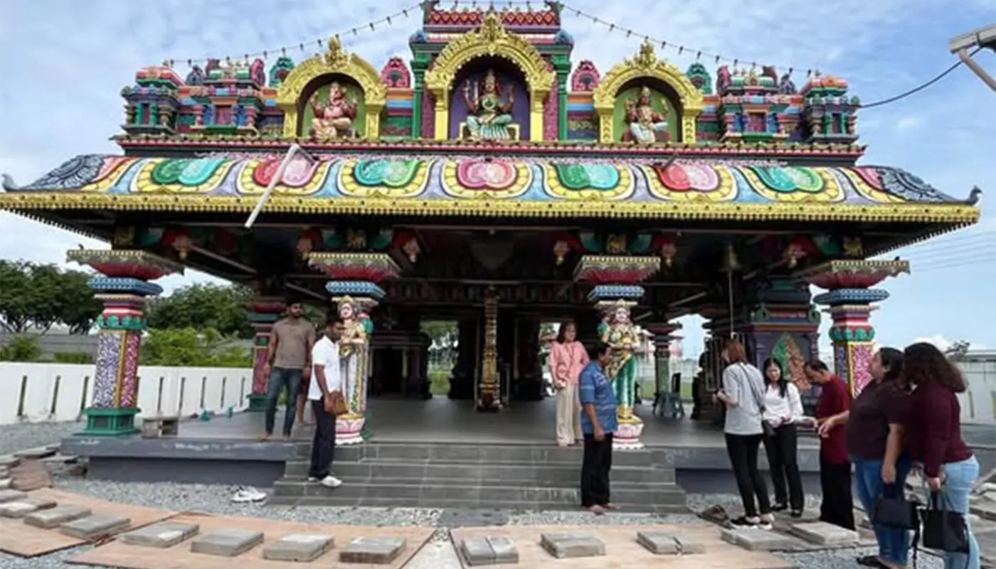 UNIFOR Team Visits Sibu Temple to Foster Interfaith Harmony 1 Sarawak, Sarawak News, Sibu, Sibu News, UNIFOR, Sri Maha Mariamman Temple, Interfaith Harmony, Religious Freedom, Caroline Chen, Community Development