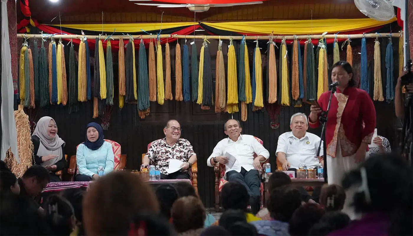 Borneo Interwoven Boosts Sarawak Weaving Global Reach 1 Sarawak, Sarawak News, Spaoh, Spaoh News, Borneo Interwoven, Textile Industry, Natural Dyes, Cultural Heritage, Rural Development, PCDS 2030