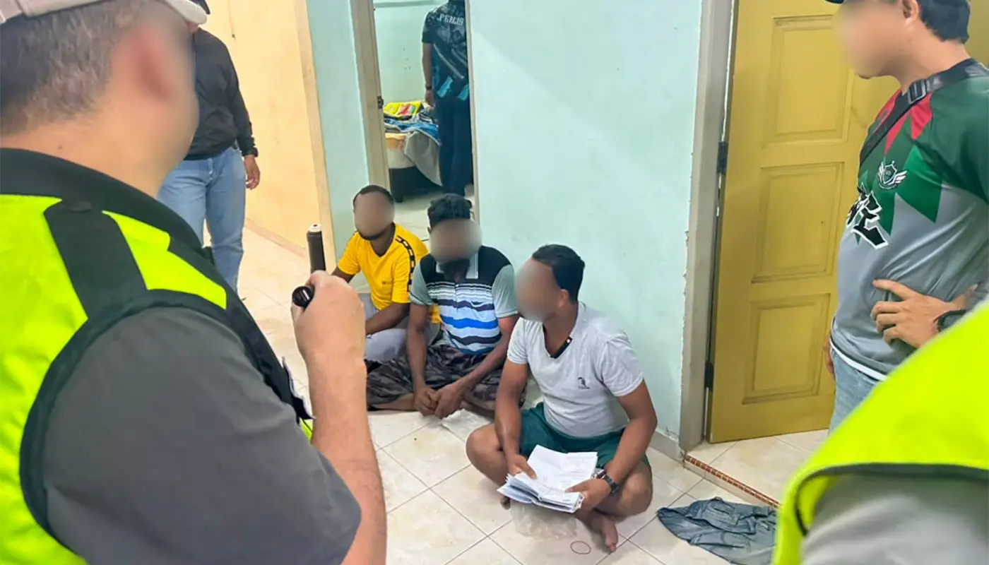 JIM Perlis Detains Two Foreigners in Arau Enforcement Ops 1 Perlis, Perlis News, Arau, Arau News, Immigration Department, Ops Selera, Ops Sapu, Law Enforcement