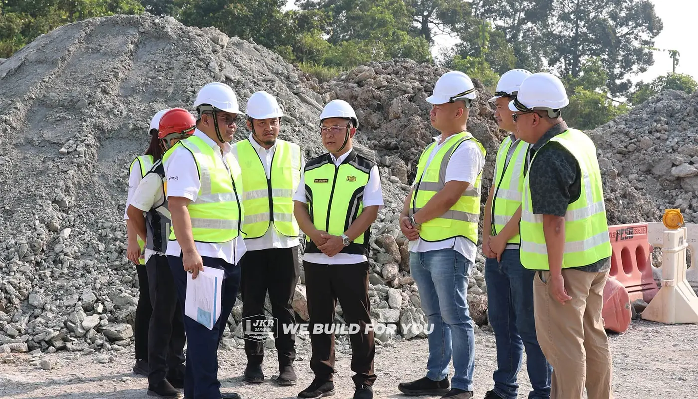 JKR Director Inspects Two Key Sarikei Road Upgrades 1 Sarawak, Sarawak News, Sarikei, Sarikei News, JKR, Road Infrastructure, Nyelong Bypass, Cassidy Morris, Public Works, Transport