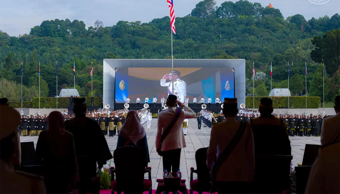 Putrajaya, Anwar Ibrahim, National Heroes Day, Malaysia, Ulu Legong, Armed Forces, Patriotism