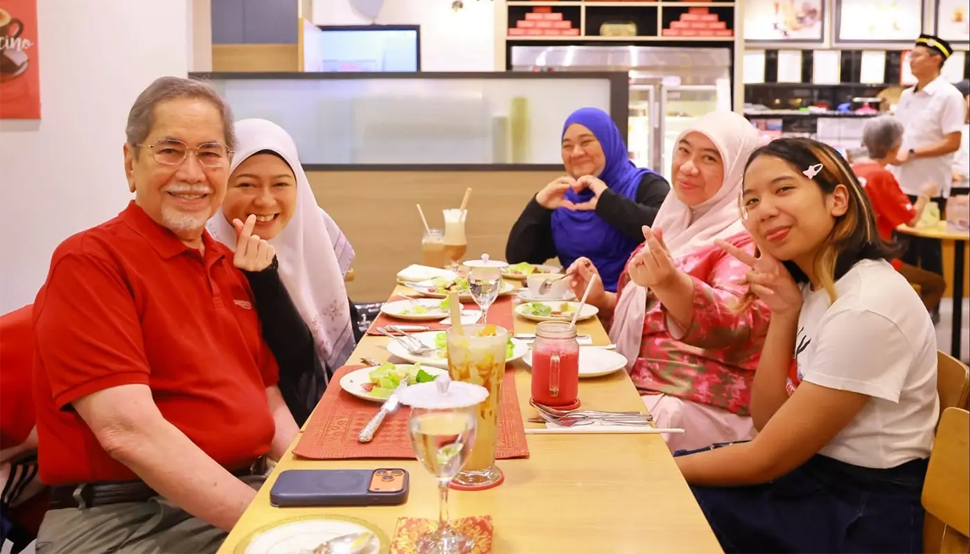 Sarawak, Sarawak News, Kuching, Kuching News, Sarawak Governor, Family Time, Weekend Activities, Community Engagement