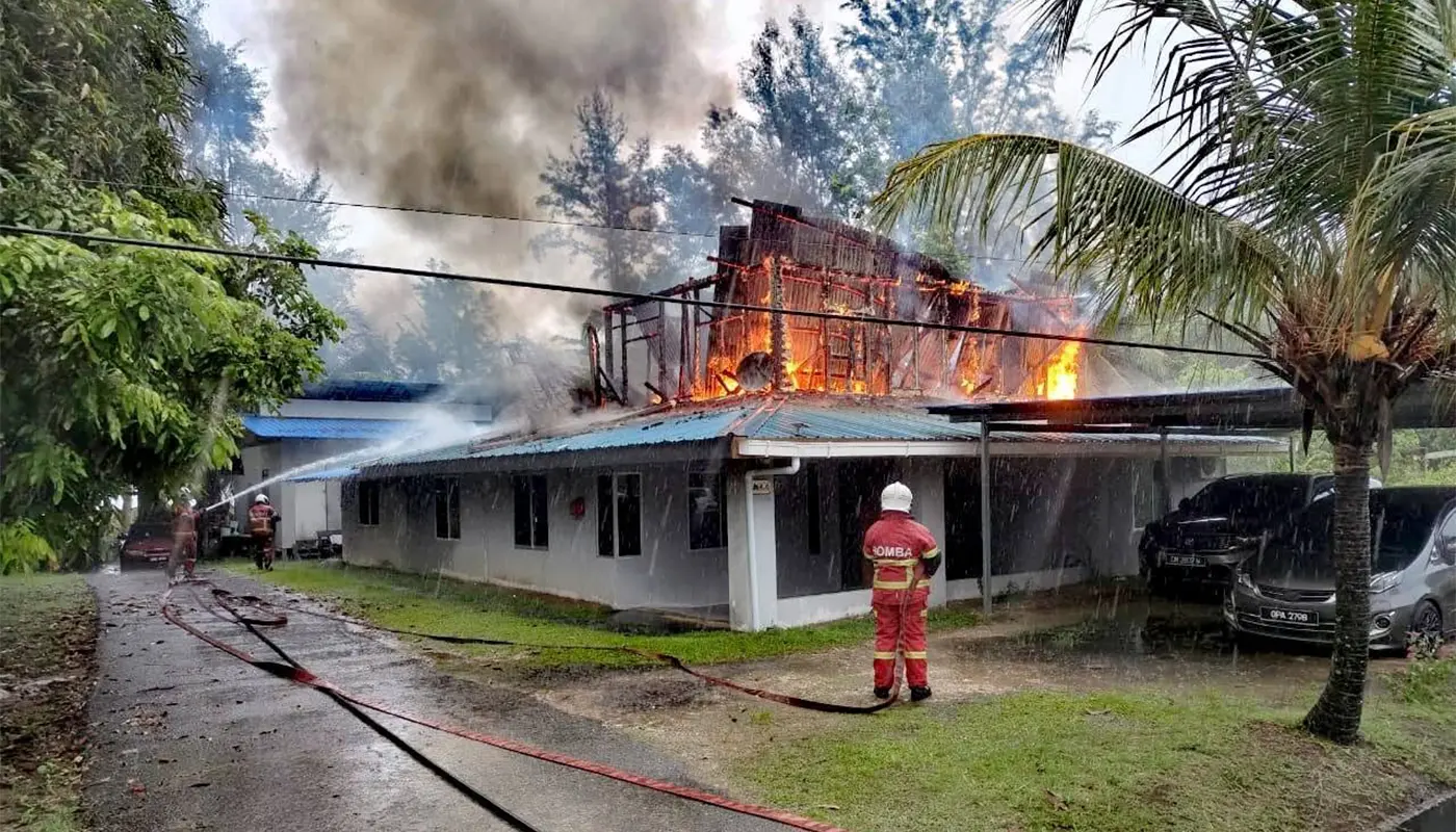 Sarawak, Sarawak News, Miri, Miri News, Fire, Kg Raan, Fire and Rescue
